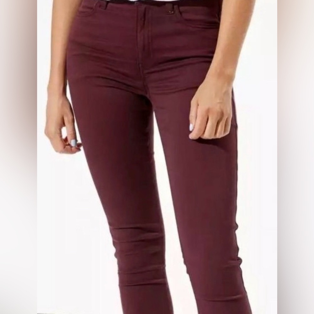 * American Eagle Outfitters Dark Purple Burgundy Wine Jegging Jeans SZ 8 *